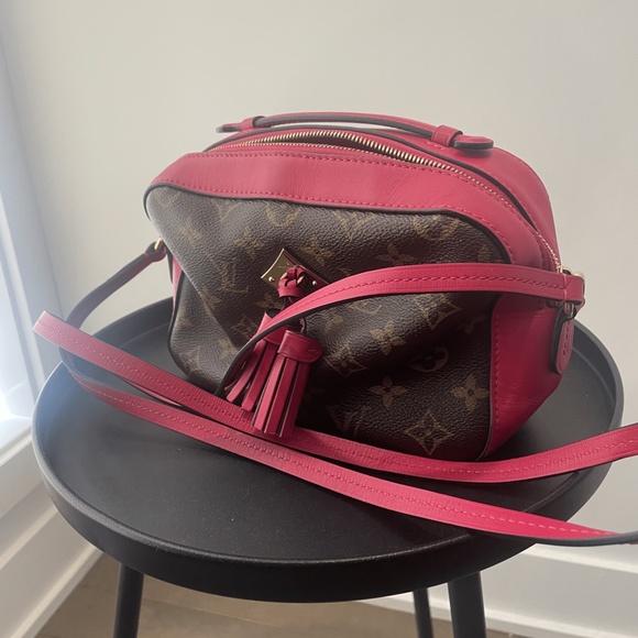 Louis Vuitton | Empreinte Saintonge Bag - Picture 12 of 12